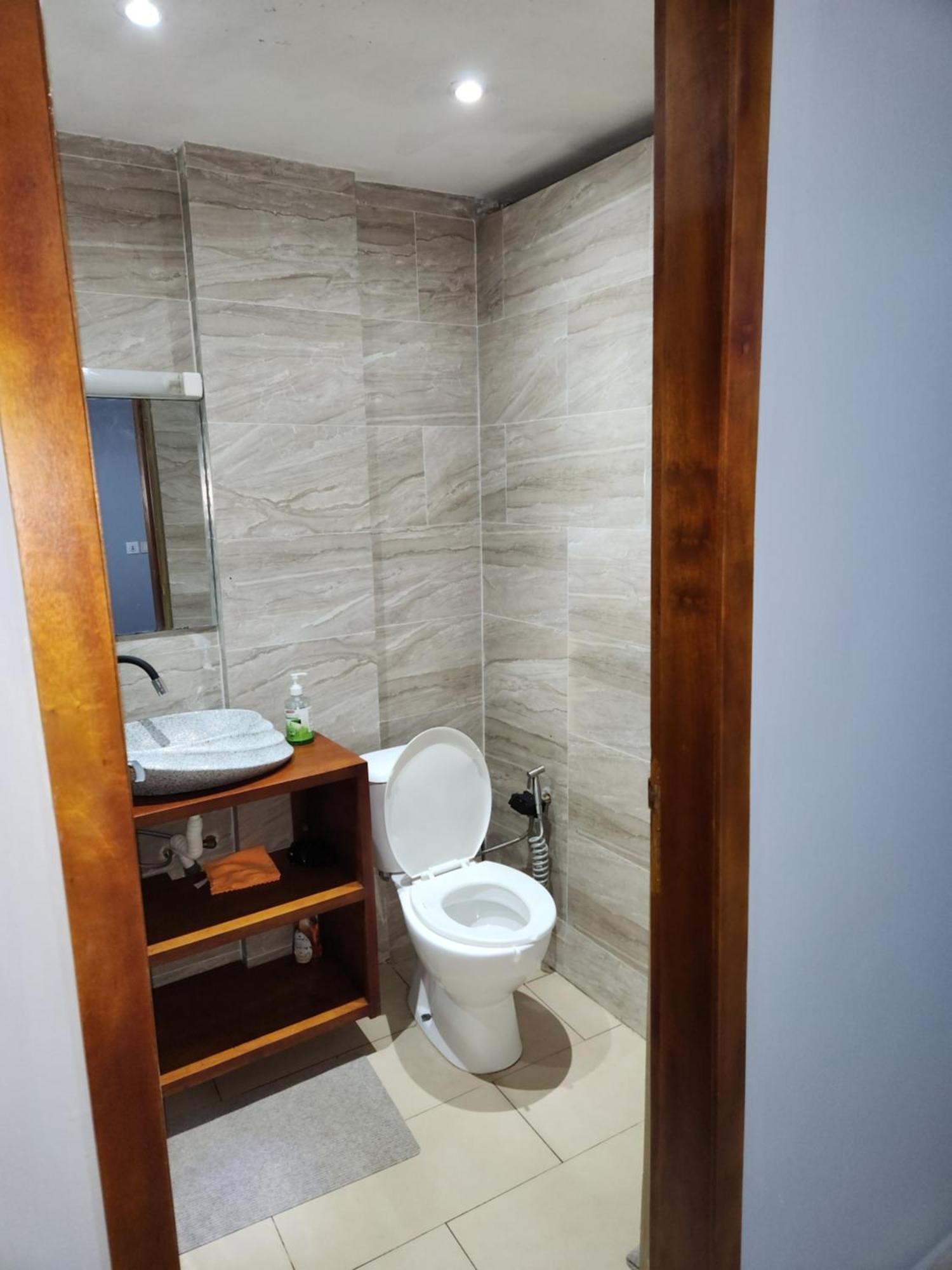 Meuble 1Ch 2E Ch Dispo Avec Un Supplement E1D Apartment Douala Bagian luar foto