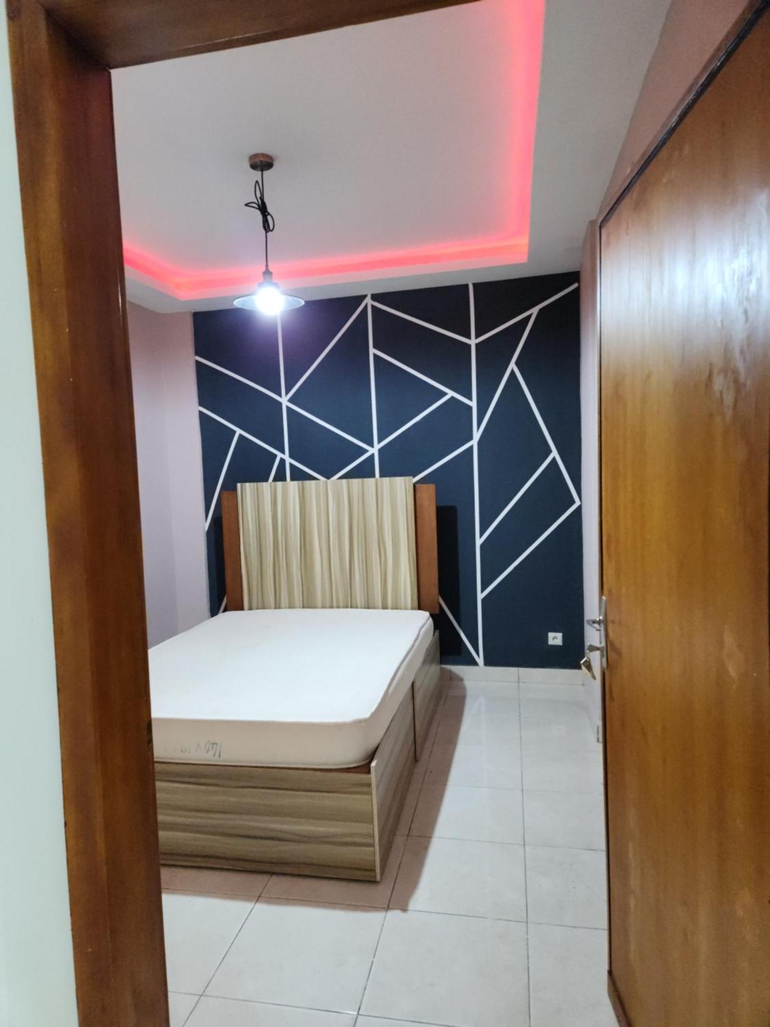Meuble 1Ch 2E Ch Dispo Avec Un Supplement E1D Apartment Douala Bagian luar foto